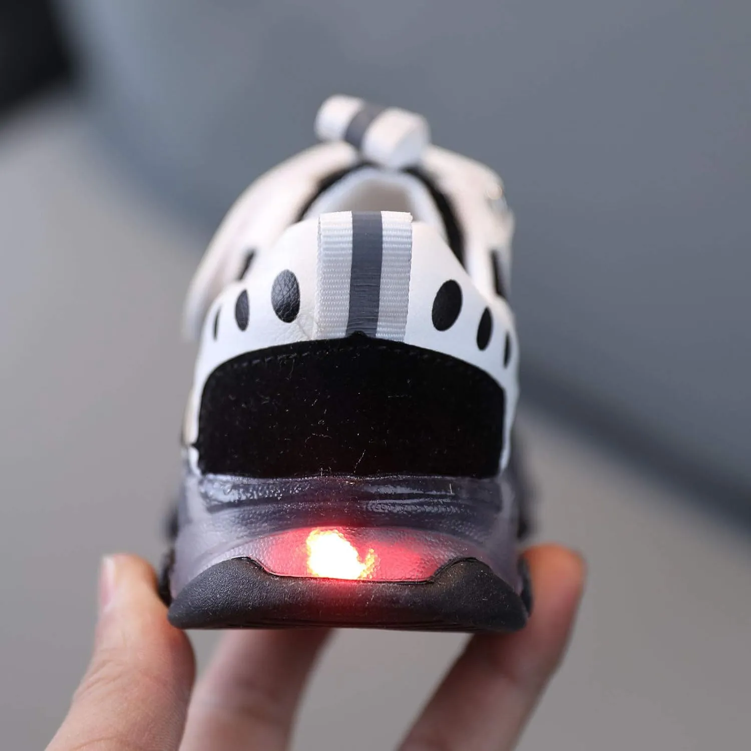 Children Baby Girls Led Light Luminous Running Sport Shoes 12M-6Y Little Kids Mesh Sneakers