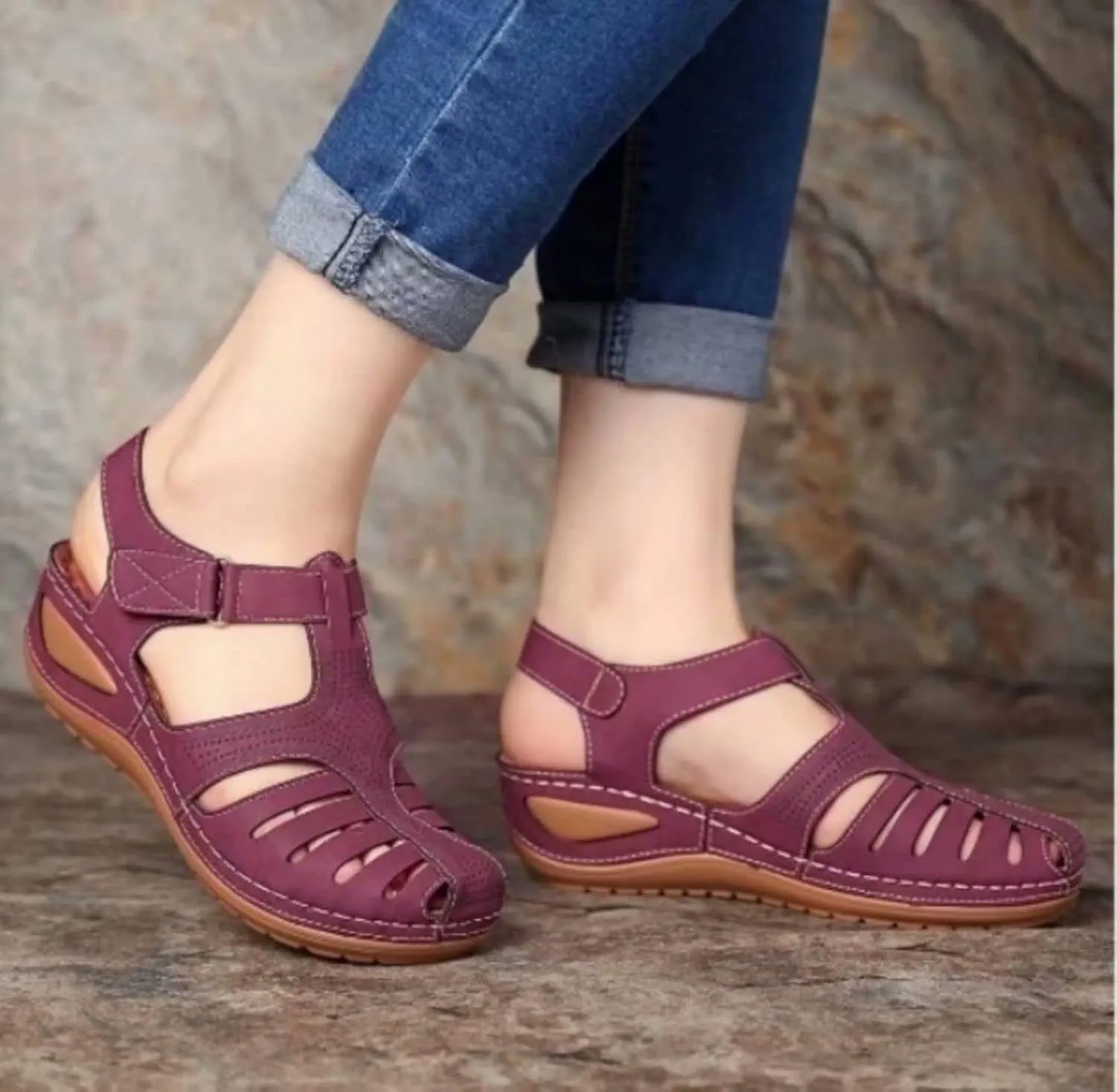 Closed Toe Sandals Women Arch Support Sandals Dressy Summer Ankle Strap Non-Slip Hollow Out Wedge Sandal Beach Shoes
