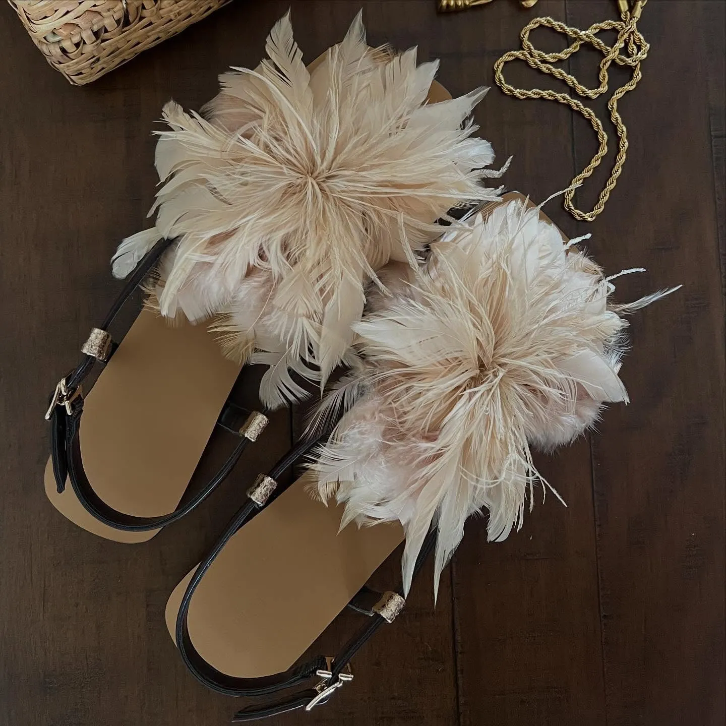 JW PEI Women's Fluffy Flats Sandals