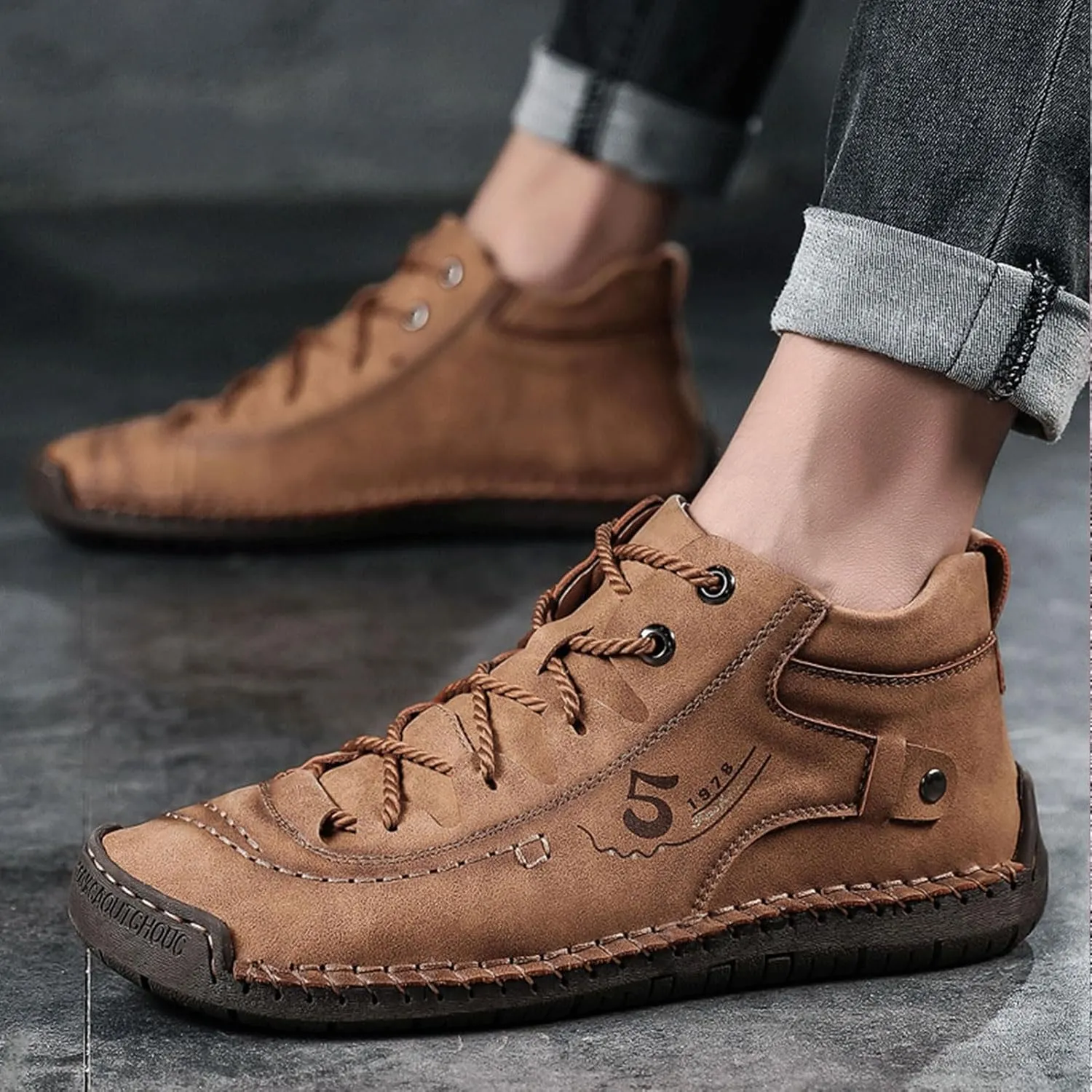 Mens Casual Leather Shoes Ankle Chukka Boots Slip On Lightweight Loafers Mid top Outdoor Lace Up Walking Driving Shoes