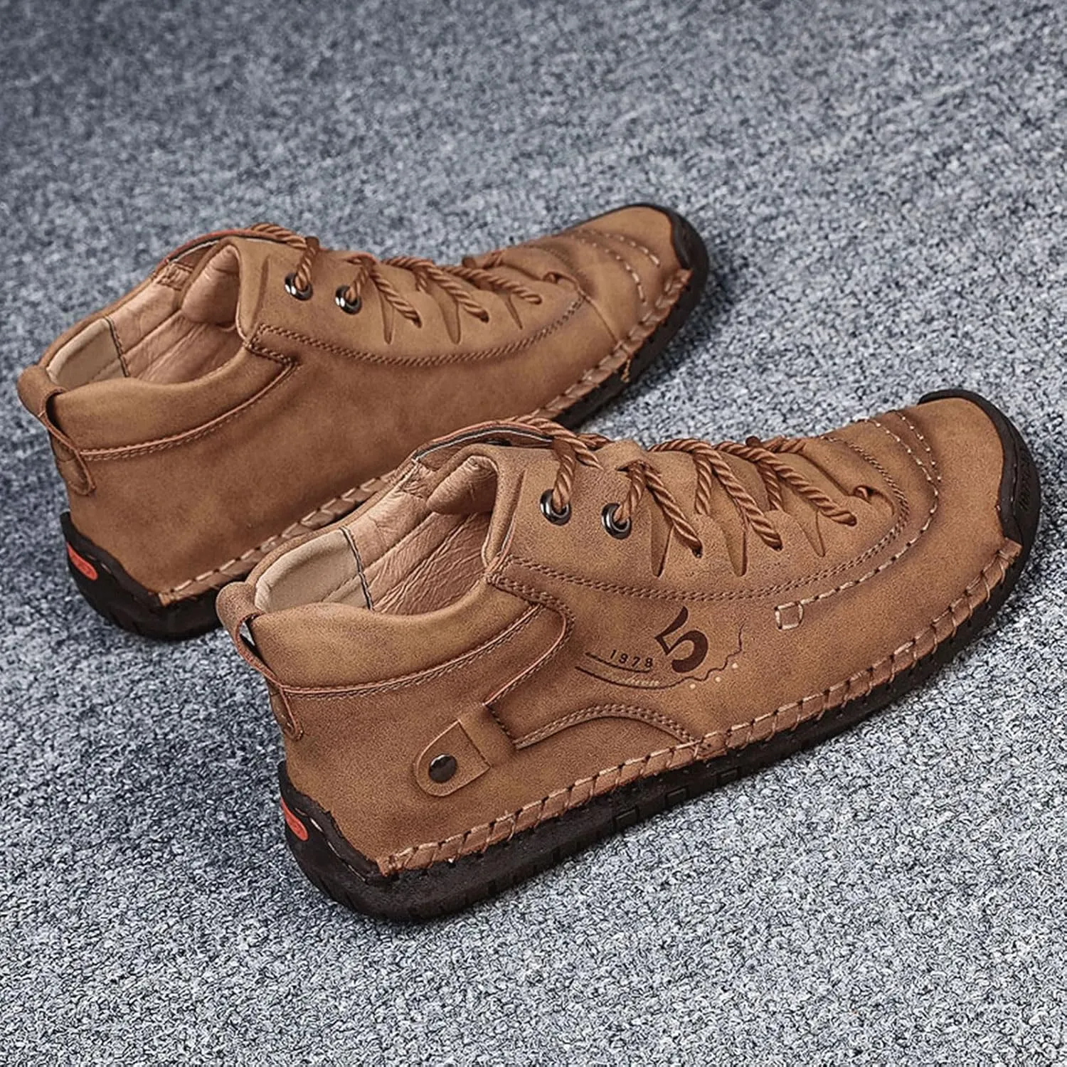 Mens Casual Leather Shoes Ankle Chukka Boots Slip On Lightweight Loafers Mid top Outdoor Lace Up Walking Driving Shoes