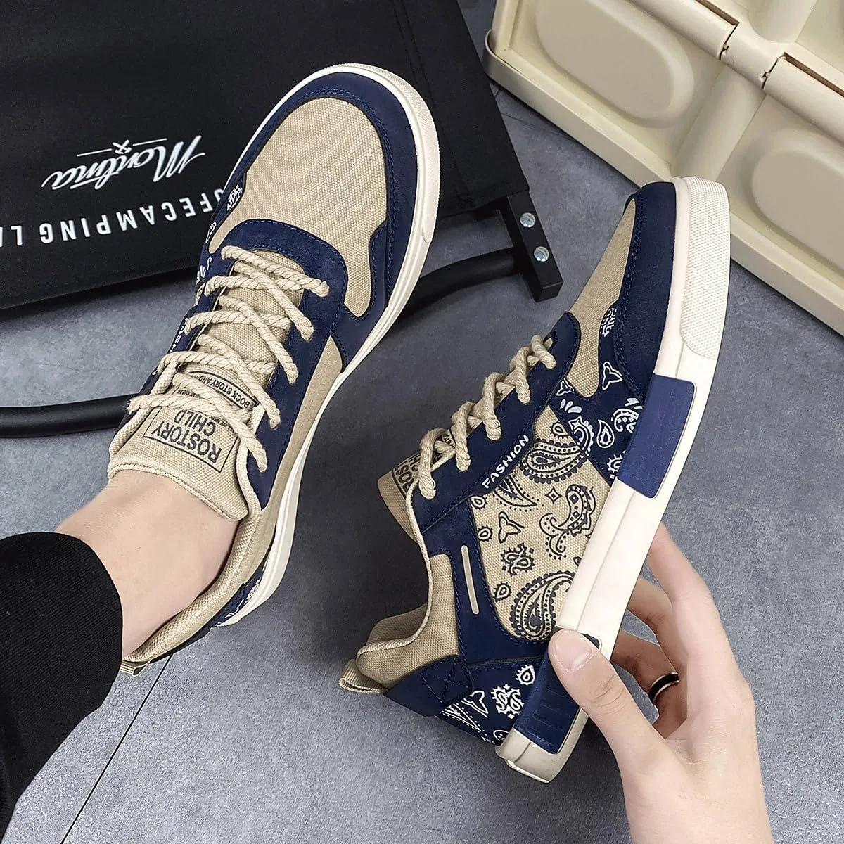Men's Fashion Low Top Canvas Flats Casual Sneakers Walking Skateboarding Shoes