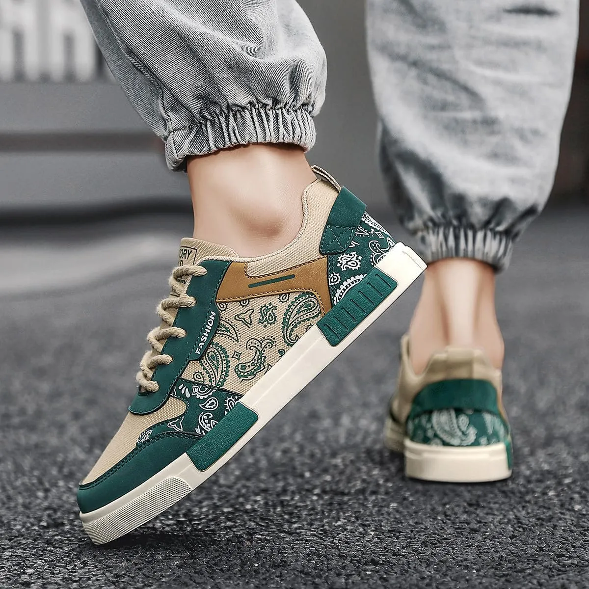Men's Fashion Low Top Canvas Flats Casual Sneakers Walking Skateboarding Shoes