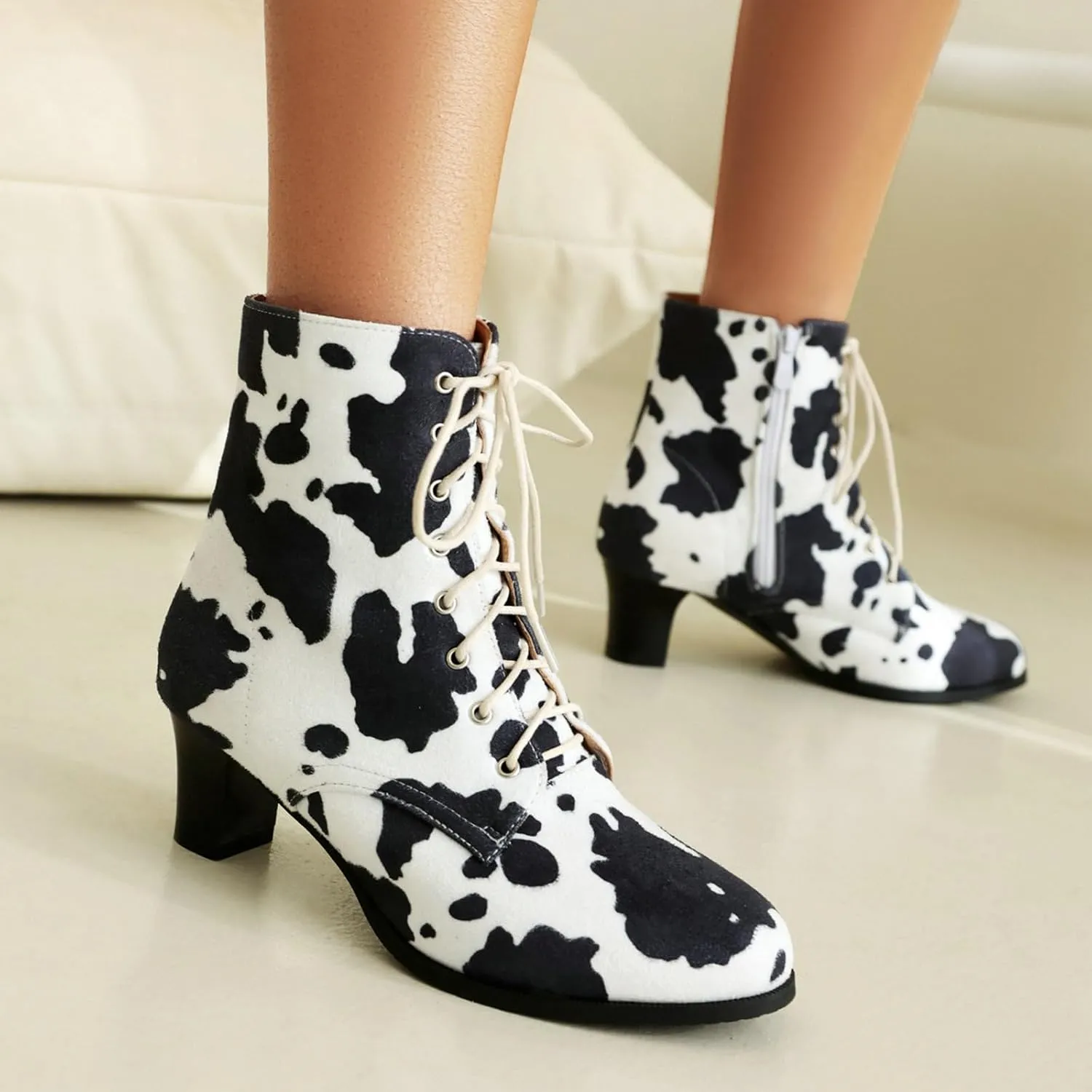 Uniquelly Women Vintage Victorian Boots Kitten Heel Lace Up Ankle Boots 70s Witch Granny Booties Side Zipper Round Toe Victorian Shoes