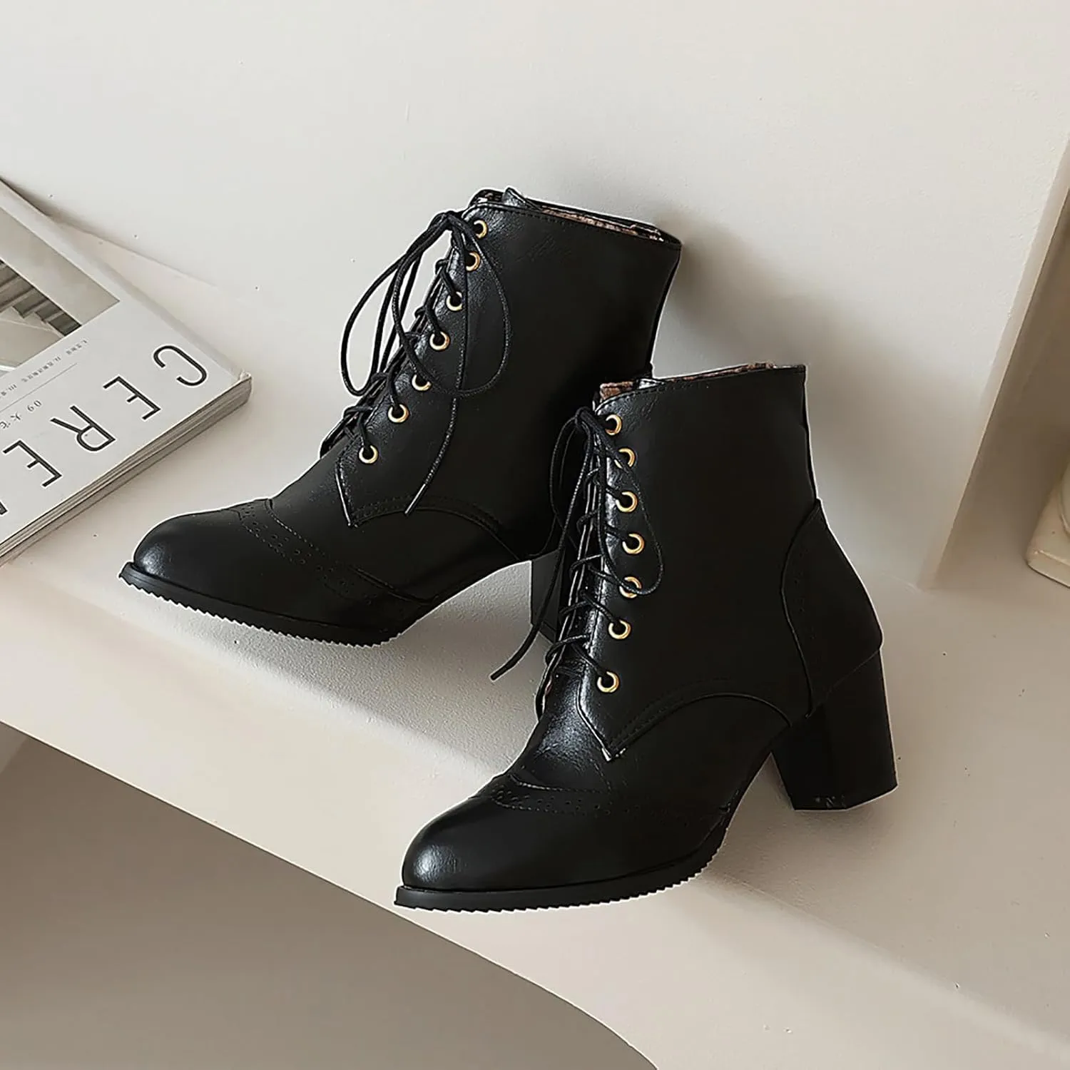 Uniquelly Womens Wingtip Booties Chunky Heel Ankle Boots Lace Up Round Toe Vintage Comfortable Winter Shoes