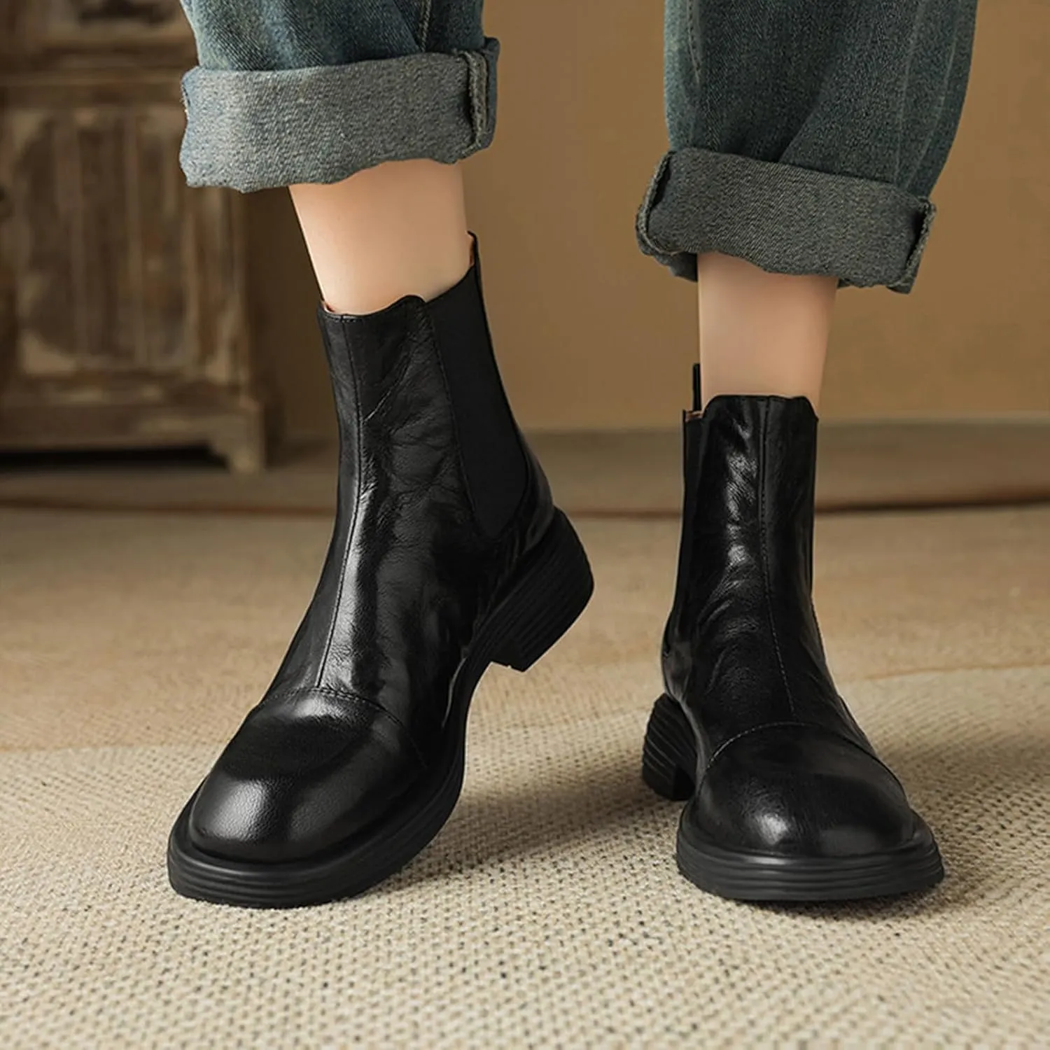 Women's Leather Low Heel Chelsea Boots Comfortable Round Toe Platform Slip On Retro Elastic Ankle Boots Fall Winter Fashion Dress Booties