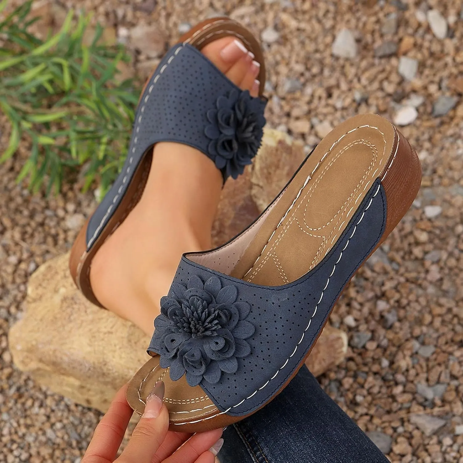 Women's Sandals Flower Hollow out Wedge Sandals Casual Summer Slip on Slippers Open Toe Platform Sandals2