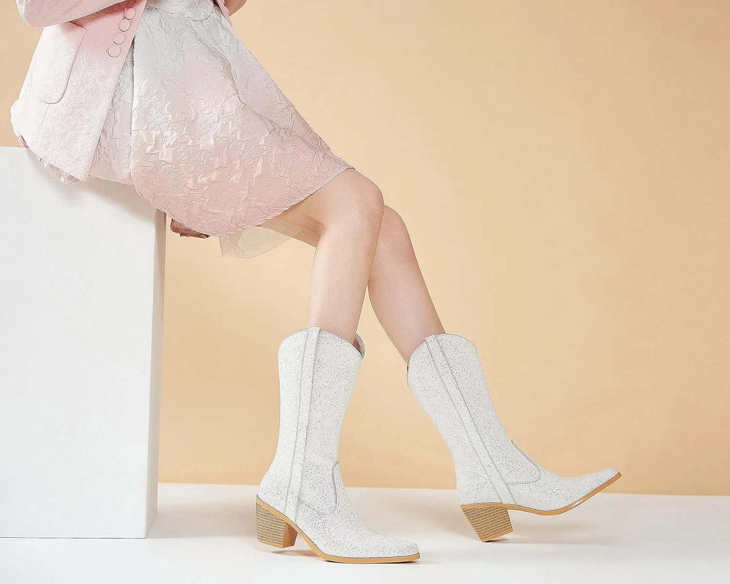 ZXHYZLZ Western Cowboy Boots for Women - Mid Calf Embroidered Cowgirl Boots, Slip On Pointed Toe Chunky Heel Fashion Retro Classic Boots