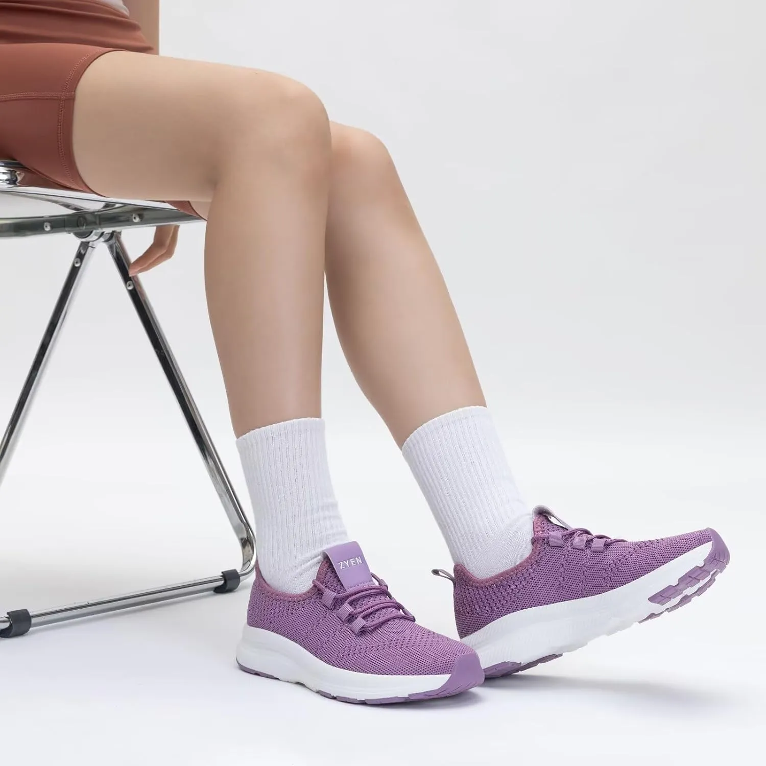 ZYEN Wide Toe Box Shoes Women Non-Slip Ultra Light Running Sneakers Extra Wide Feet Arch Support Walking Shoes Tennis Diabetes Breathable Gym Workouts 6-12